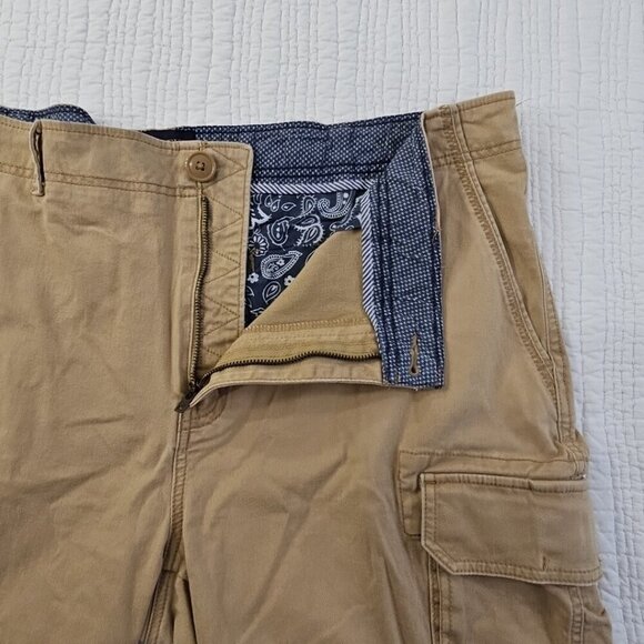 Cremieux Premium Denim Men's Cargo Shorts 42W Stretch Khaki Six Pockets EUC LN - Picture 9 of 13